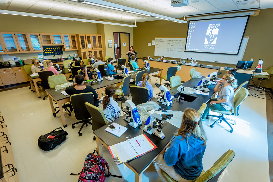 health science class at the Springfield Center