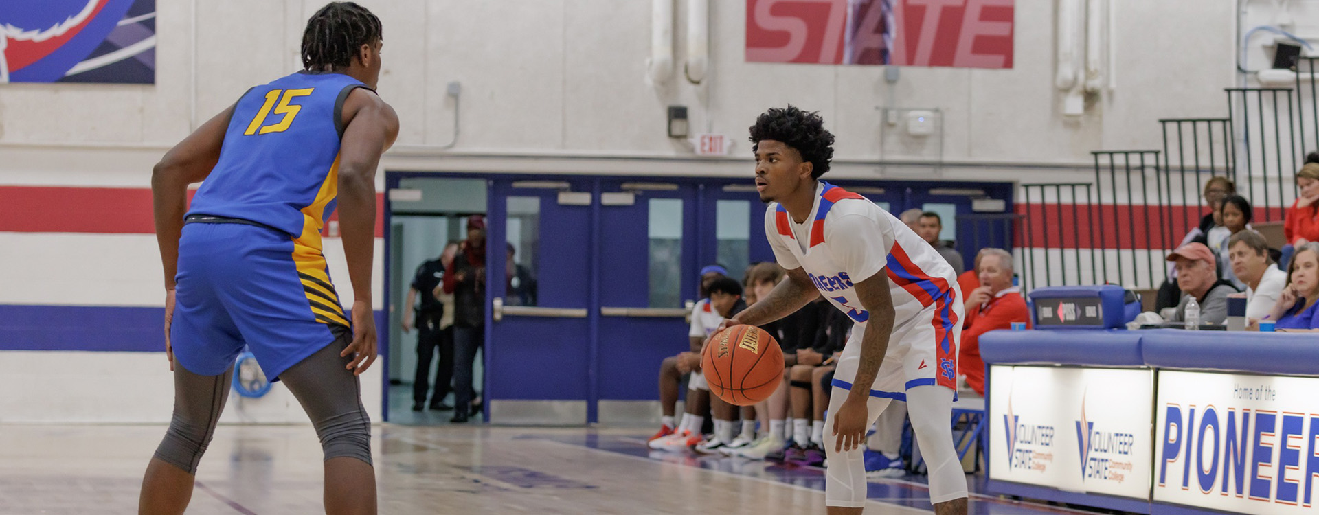 Vol State basketball players