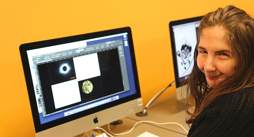 Pioneer Pen Student editor Kaily Farrell in the Vol State media lab. 