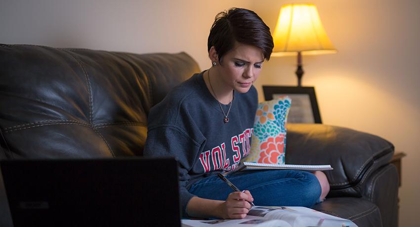 Vol State adult student Melody Wilson studying