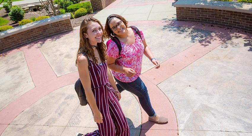 Students on the Vol State Gallatin campus