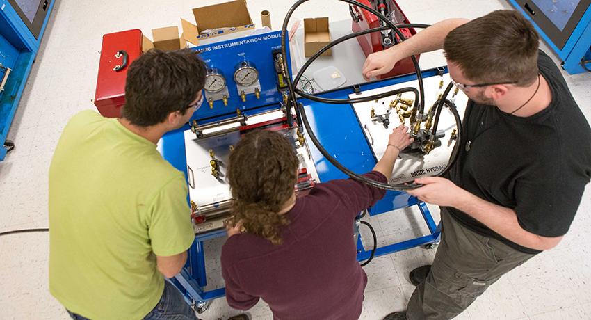 Mechatronics lab at Vol State. 