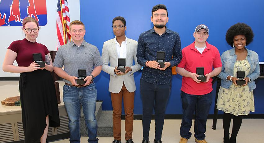 Vol State OUTSTANDING GRADUATE SPRING 2019 NOMINEES
