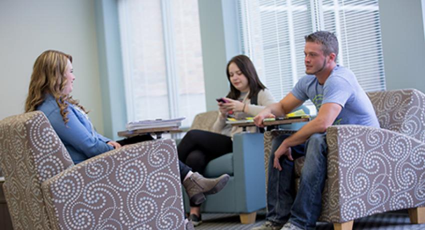 Students meet on the Vol State campus in Livingston.