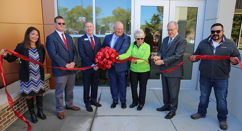 Left to right: Kim McCormick, Tennessee Board of Regents; Brad Martin, Lyle – Cook – Martin Architects; Thomas Ekman, dean of Mathematics and Science; Bill Kemp and Pam Ogden, donors; Jerry Faulkner, Vol State president; and Tomas Banda, Southland Constructors, Inc. 