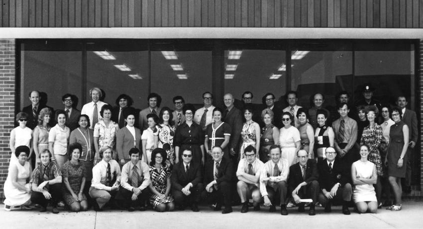 The original Vol State faculty and staff gather for a photo in 1971