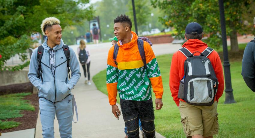 Vol State students walking on the Gallatin campus.