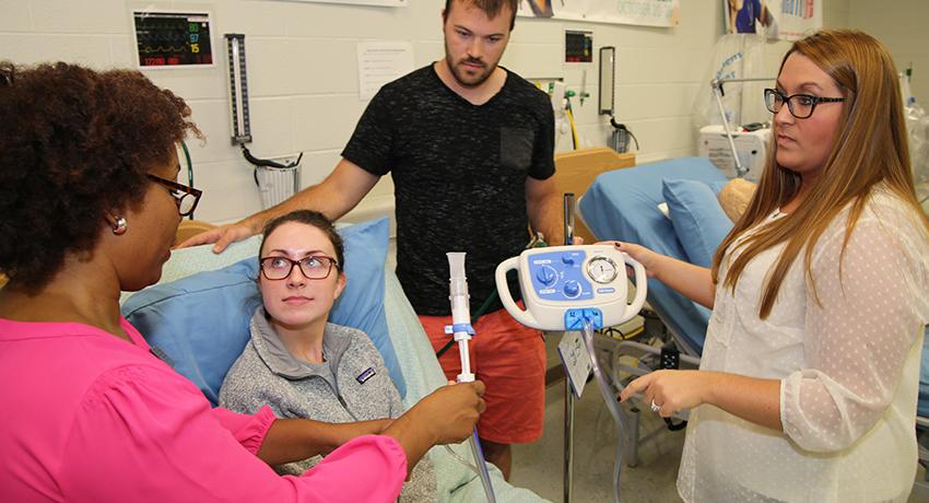students learning the respiratory lab, MetaNeb
