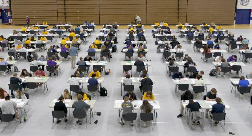 high school students participating in the math contest