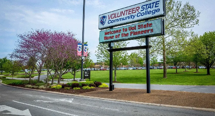 front sign for Volunteer State Community College