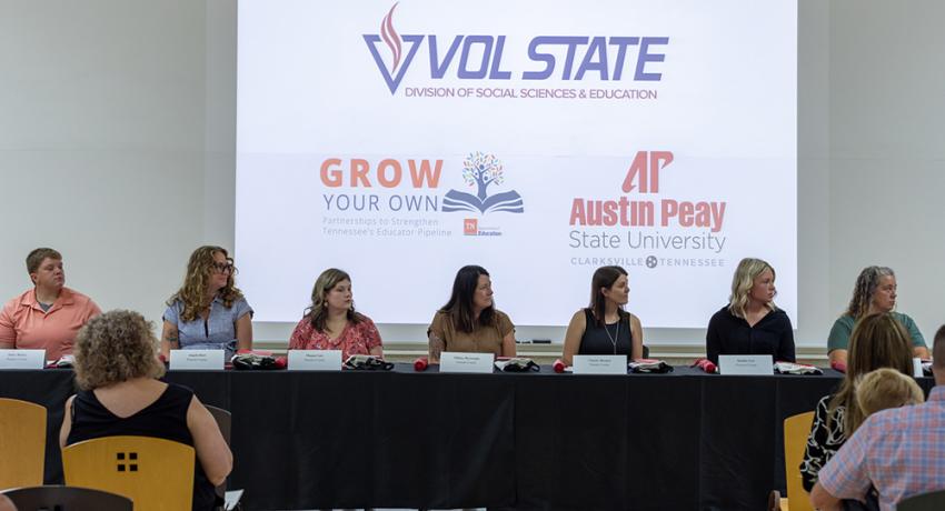 teachers about to sign