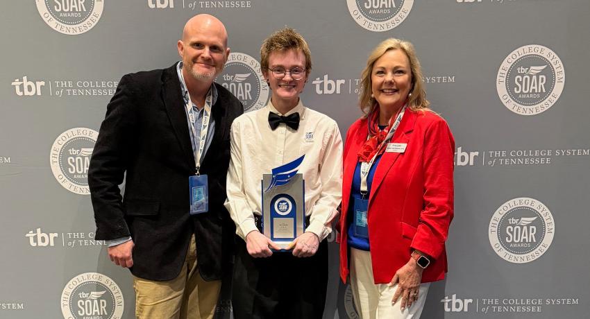 Alex Moody continued an impressive streak of artistic success, earning first place in the statewide art contest for the second year in a row.